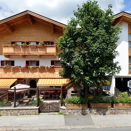 Cafe Pension Koller Бріксен-ім-Тале Екстер'єр фото