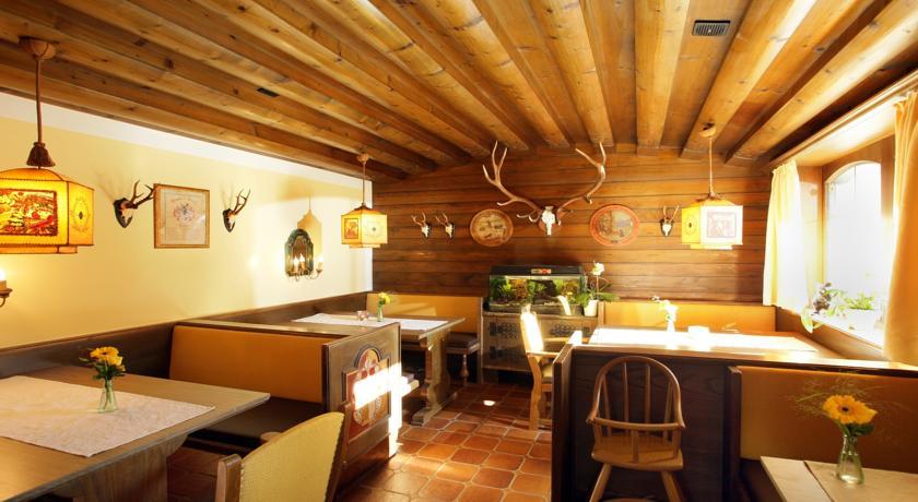 Cafe Pension Koller Бріксен-ім-Тале Екстер'єр фото